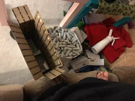 专访吸笑气者:别人靠氧气活 我靠"笑气"活