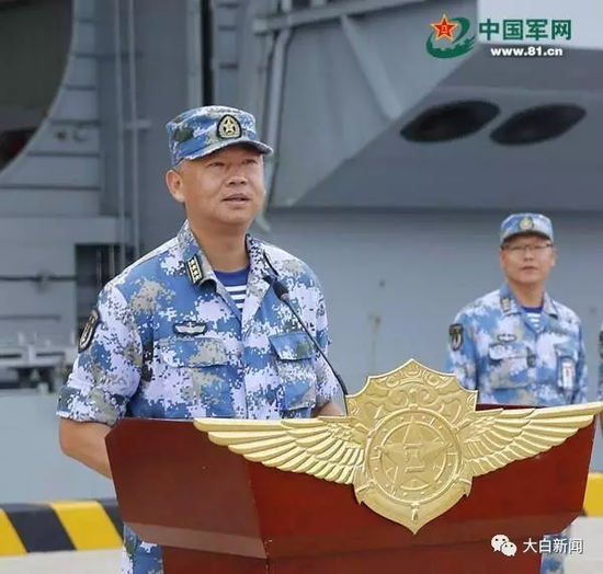 舰长张峥:辽宁舰第一任舰长张峥:不当上舰长 我绝不结婚 (刘喆)