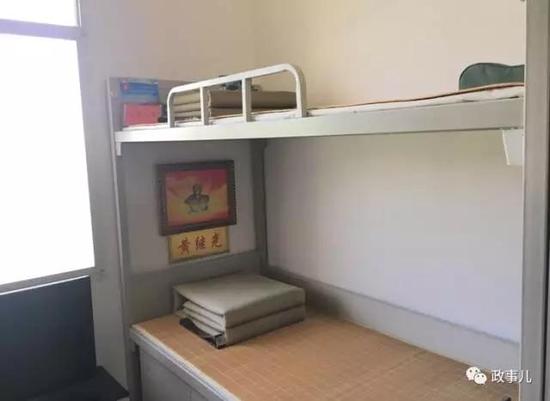 黄继光堵眼:黄继光堵眼是不是真的?英雄连战士这样怒怼