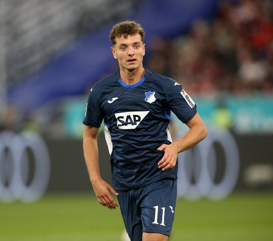 法尔克：阿斯拉尼在拜仁、多特引援名单之中，解约金3000万欧