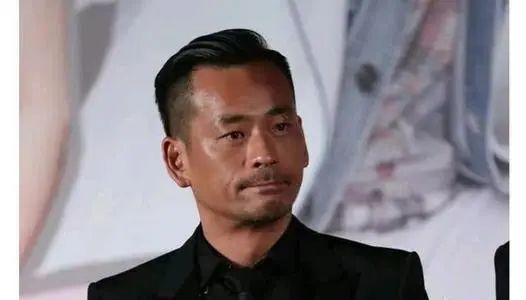 世乒赛爆冷，首位世界冠军输球，30日赛程公布港澳狭路相逢
