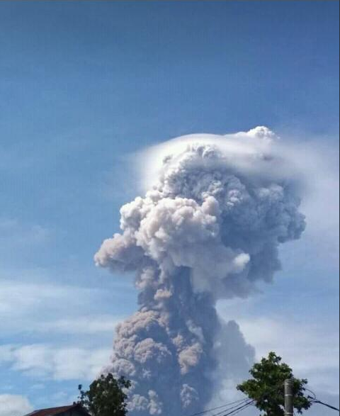 火山附近4公里外为安全区（来源：印度尼西亚国家灾害管理局）