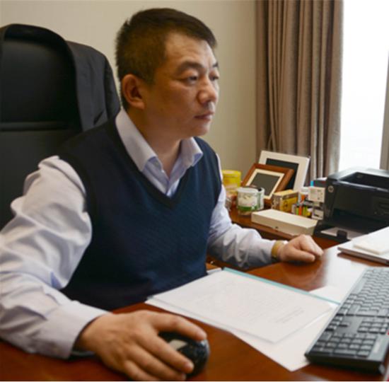 落马官员留置期间读《论共产党员的修养》近2