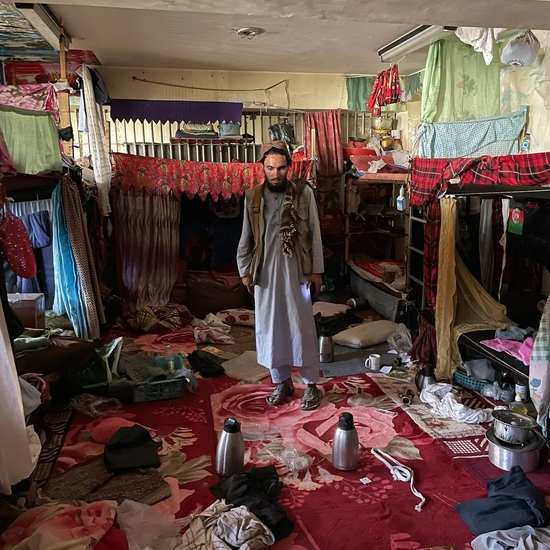 阿富汗首都最大监狱内部曝光曾关15万人昔日囚犯变狱警