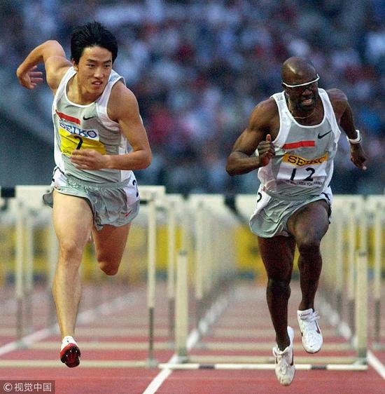 刘翔影帝:媒体:“失踪”的刘翔和他的十年 2004年9月23日,本年度国际田联全明星赛在日本横滨落下帷幕。奥运冠军刘翔在110米栏对决中跑出13秒31,击败老冤家阿兰·约翰逊再次夺冠。