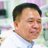 贾立群，北京儿童医院超声科名誉主任、主任医师，时代楷模、全国道德模范。