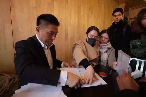 周立波崔永元:圈