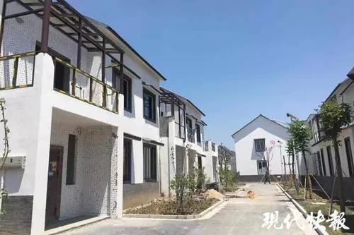 △ 江苏省盐城市建湖县梅苏村的农房改造项目(现代快报记者 张雅静 摄)