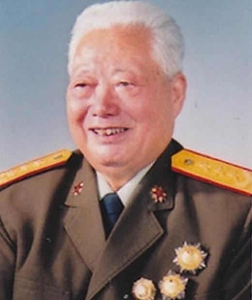 刘振华将军:将星陨落:97岁开国少将原北京军区政委刘振华逝世 开国少将、原北京军区政委刘振华因病医治无效在北京逝世。