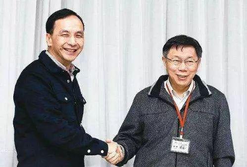 朱立伦(左)与柯文哲