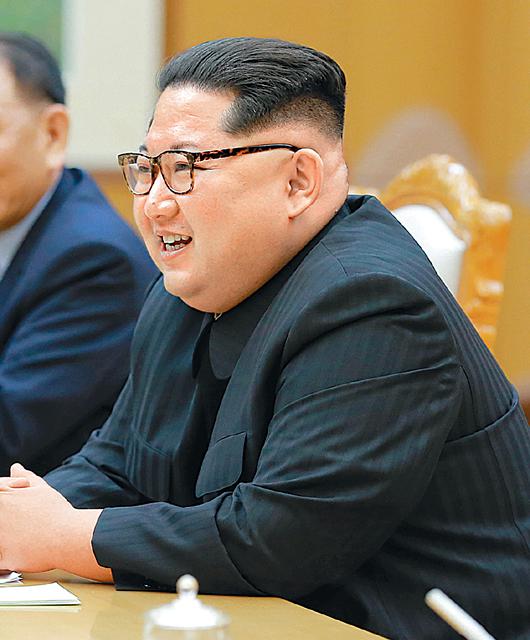  金正恩邀请教皇访问朝鲜。（韩国《东亚日报》）