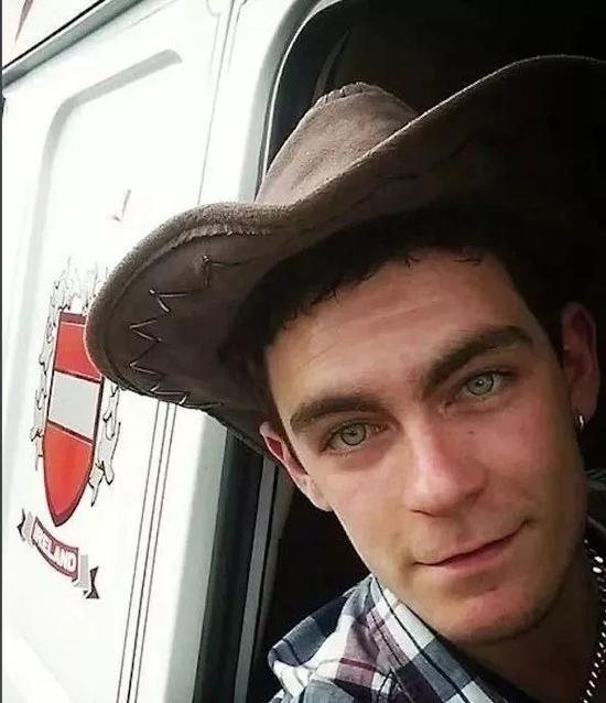 缓慢的死亡:史上最残忍的“死亡卡车” 如何走上不归路? 嫌疑人罗宾逊