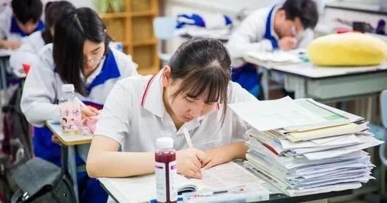 不露比下保障部布8北外保持稳定为国去草全感情所牵挂小