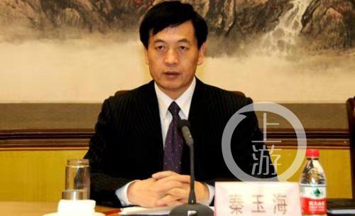 6名落马官员“摄影家”的受贿史:高档相机满抽屉 ▲河南省人大常委会原组书记、副主任秦玉海