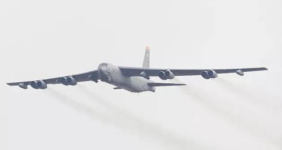  ▲美B-52战略轰炸机（资料图）