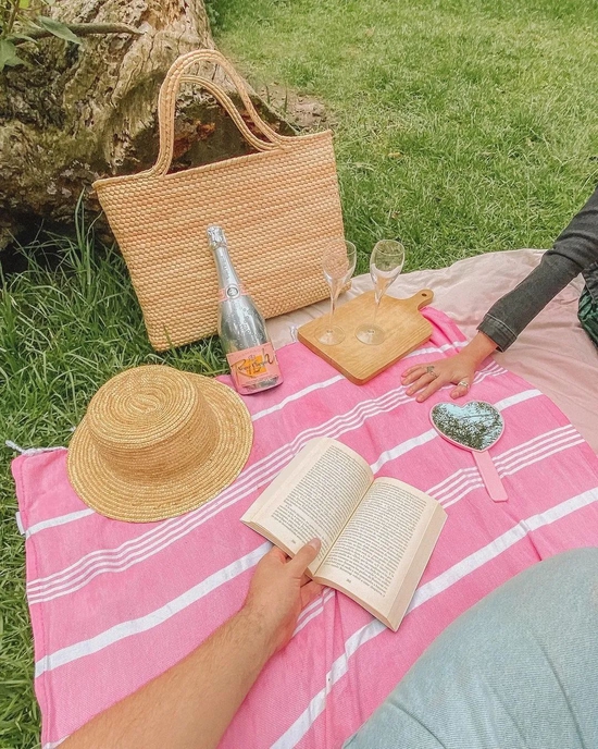 有多少男生悄悄喜欢粉红色而不敢说出来?休闲区蓝鸢梦想 - Www.slyday.coM 有多少男生悄悄喜欢粉红色而不敢说出来?休闲区蓝鸢梦想 - Www.slyday.coM