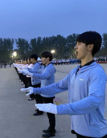  △36名情绪引导分指挥在训练中（摄影：李行健）