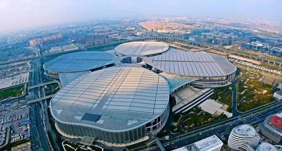 进博会举办地，俗称“四叶草”的上海国家会展中心