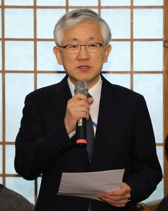 精通中朝事务懂3门外语 韩国下任驻华大使是他? 青瓦台国家安保室第二次长南官杓(纽西斯通讯社)