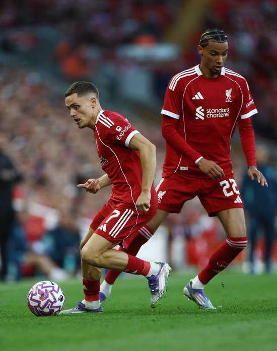 卡拉格：维尔茨是一位特别的球员，埃基蒂克比托雷斯更出色