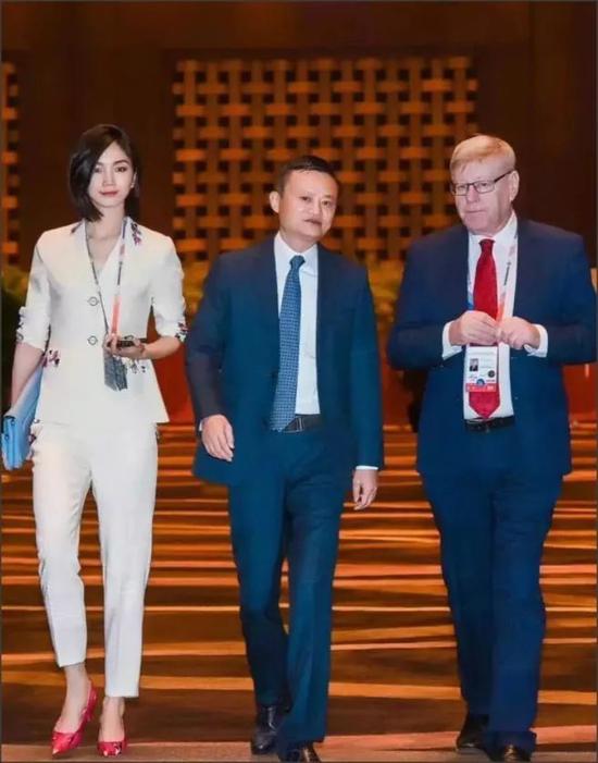 阿里女高管被真高管怒怼 创业圈也该打假了?