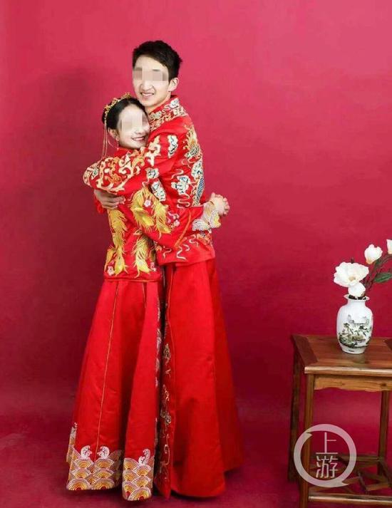 ▲16岁的芳芳瞒着父亲，跑到杭州与大她8岁的表叔拍婚纱照。受访者供图