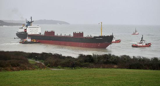  一艘俄罗斯货船在英国被扣押。（俄罗斯卫星通讯社）