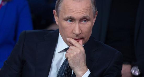 俄政府集体辞职后为何快速重组？普京回应