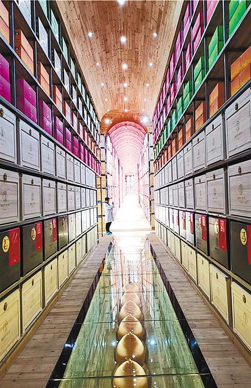 福鼎六妙白茶公司建成的中国首家智慧数字化原产地标准白茶窖.