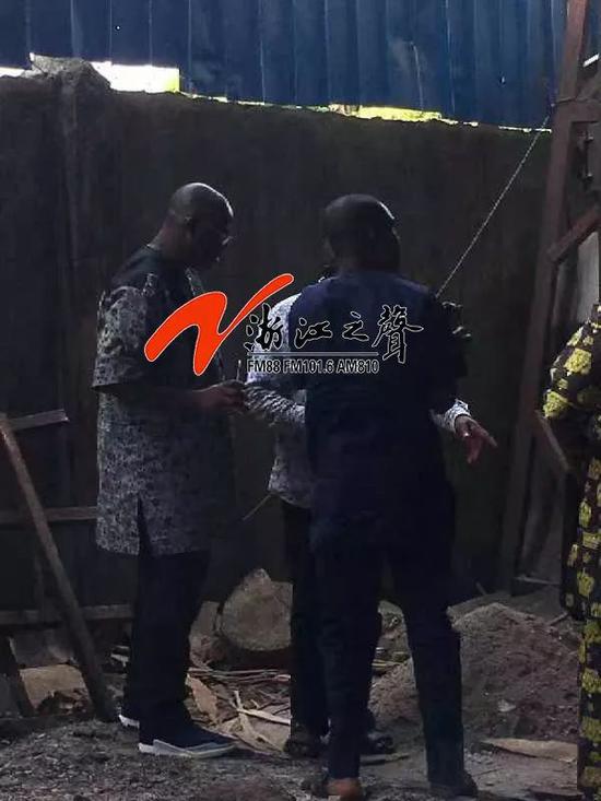 当地警方调查情况