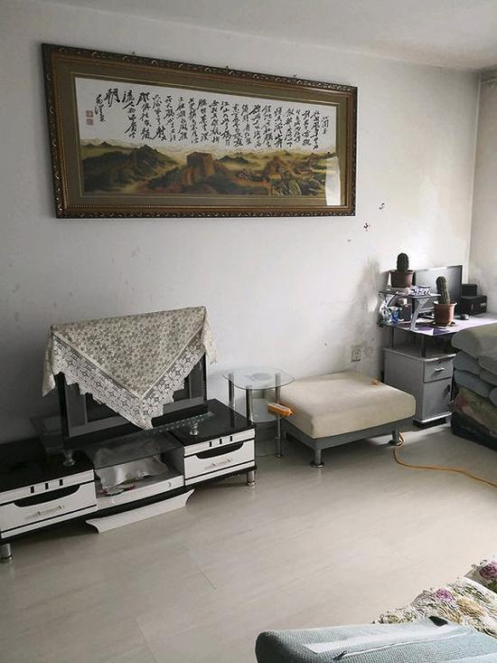 男子花五万块在黑龙江鹤岗买房 发帖直播全过程 李海在鹤岗看的第一套房