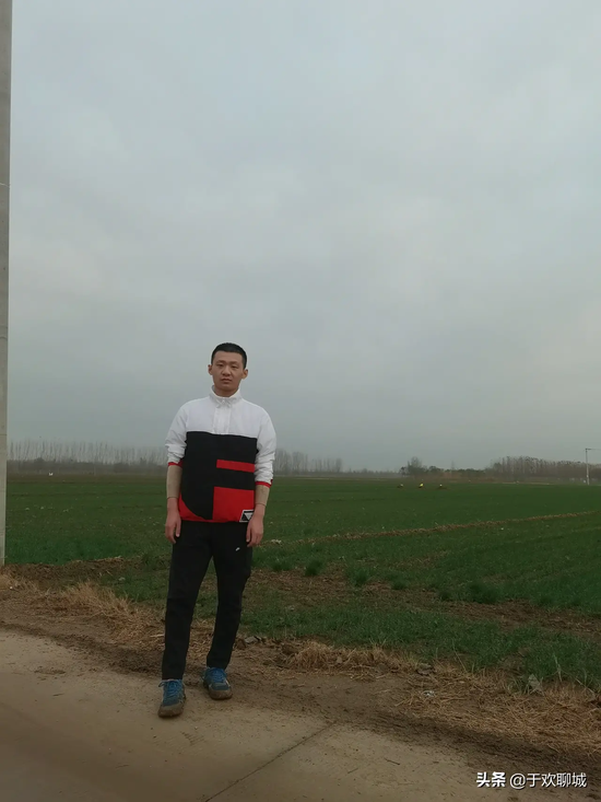 "刺死辱母者案"当事人于欢出狱:感谢给我公平公正的判决