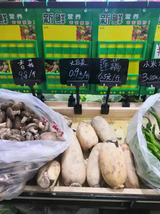 社区团购冲击下的菜摊,他们还好吗?