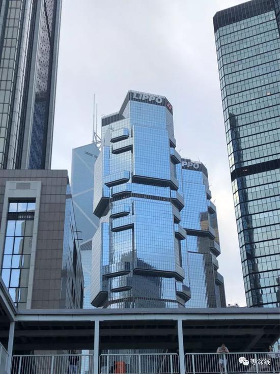 许家印 吴佩慈 力宝大厦 《等深线》记者 周远征 摄影