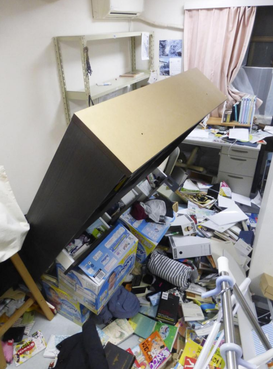 日本福岛近海发生里氏7.3级地震