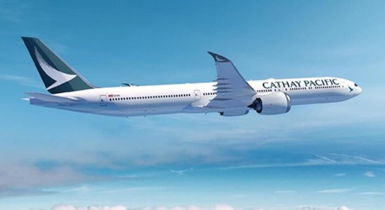 国泰航空赴港航班上男子企图开舱门！航司称已处理，无人受伤