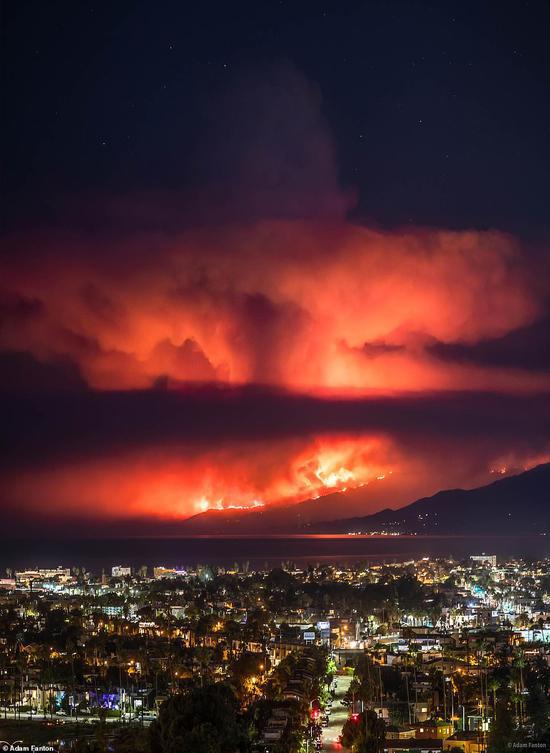 加州南部伍尔茜大火
