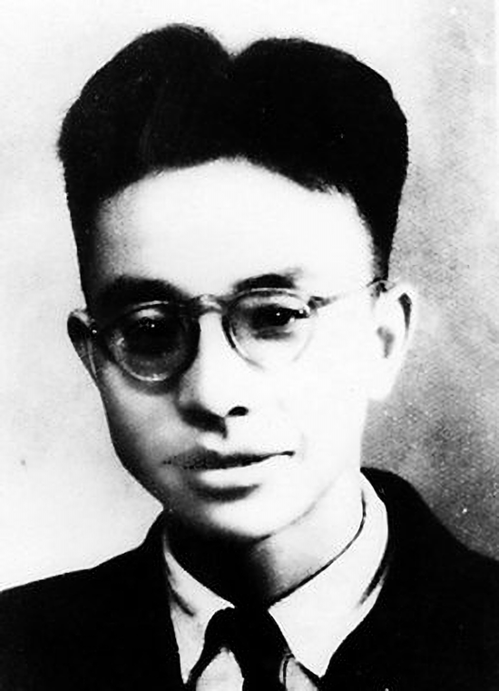 这座城市的精神地标因何奔涌出不竭动力