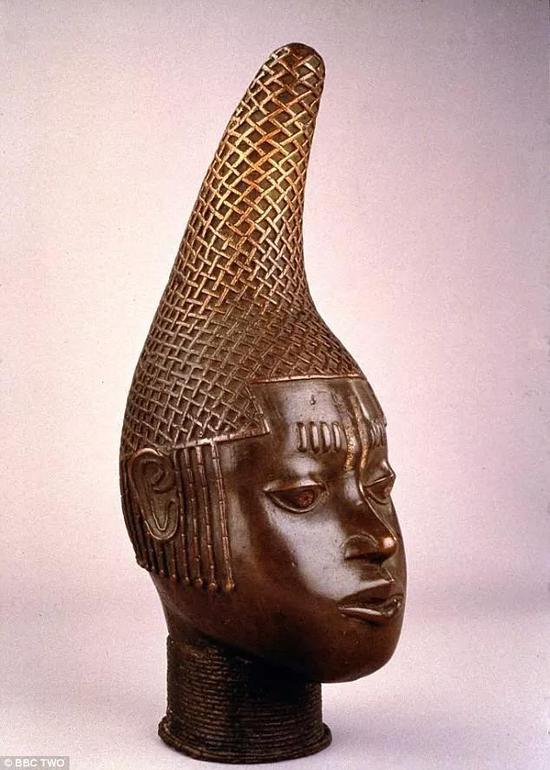 贝宁铜器之一  来源: dailymail.co.uk