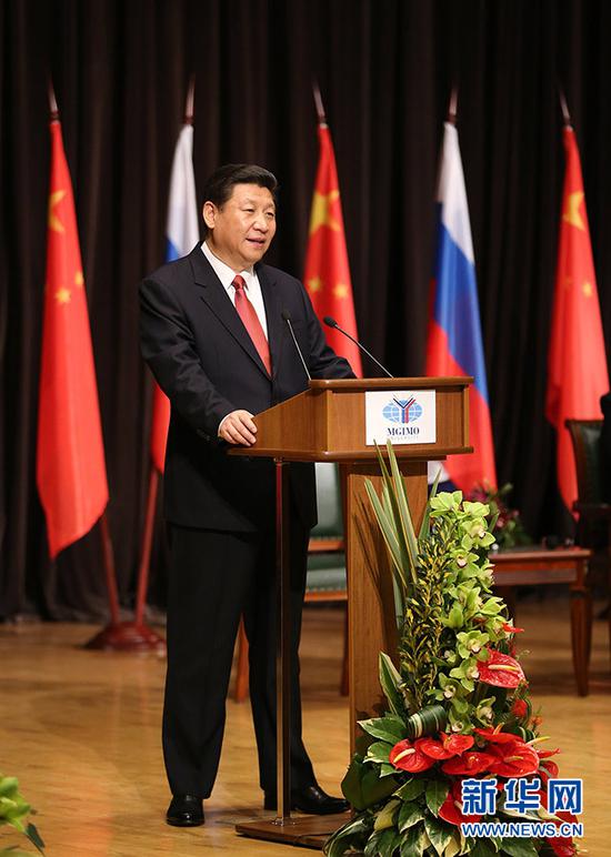 2013年3月23日，习近平在莫斯科国际关系学院发表演讲。新华社记者 丁林 摄