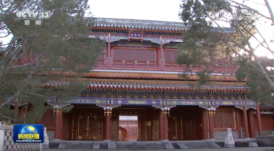 今年港澳特首述职，有个重要细节