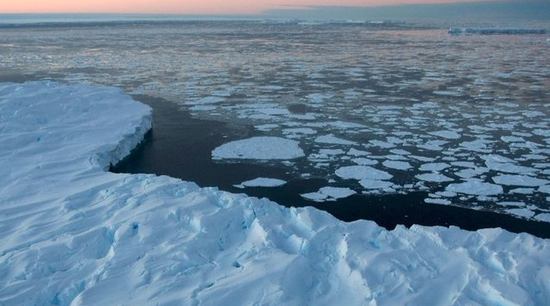 大海上的浮冰(图源:国会山报)