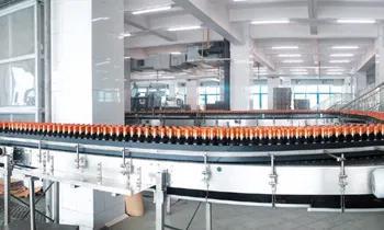 这个穷小子打了38年酱油 “打”成中国顶级富豪