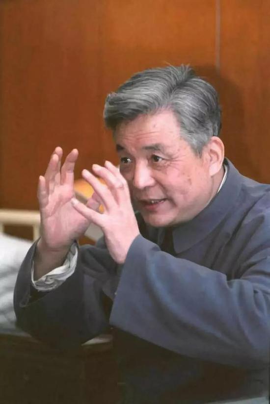中国原:中国第一颗原爆炸55周年 这些名字我们要记住 △邓稼先(图/新华社)