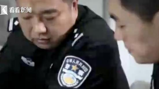 丈夫对妻子隐瞒工作6年 妻子知情后落泪:支持你