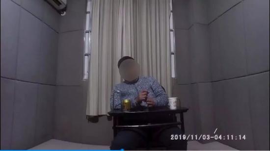 女子被骗30多万后 骗子动了真情千里赴约被抓