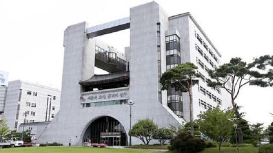 又一名韩国公务员深夜家中死亡曾参与防疫工作 手机新浪网 又一名韩国公务员深夜家中死亡曾参与防疫工作 手机新浪网