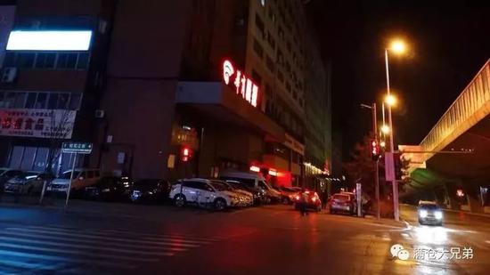 华商晨报:华商晨报停刊 总编辑写下最短的一篇文章共12个字