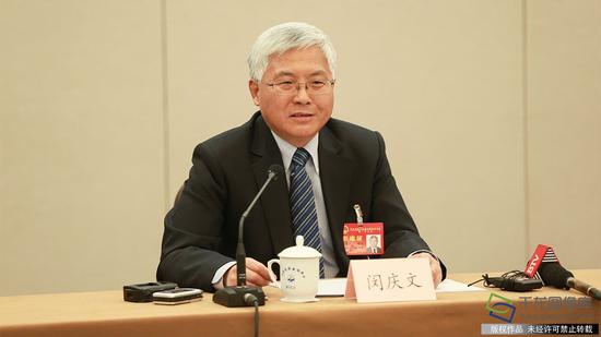 图为市人大代表、九三学社中央人资环委副主任、北京市委副主委、人资环委主任，中国科学院委员会委员，地理科学与资源研究所资源生态与生物资源研究室主任，自然与文化遗产研究中心副主任闵庆文发言（1月14日摄，图片来源：tuku.qianlong.com）。千龙网记者 陈健男摄