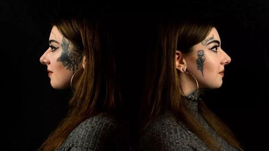 英国女子:我脸上有纹身 就不配得到正常的工作?